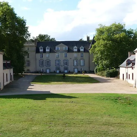 Bed & Breakfast Chateau Du Golf De La Freslonniere